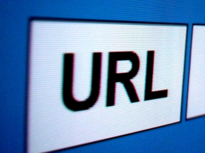 URL phân biệt chữ hoa chữ thường